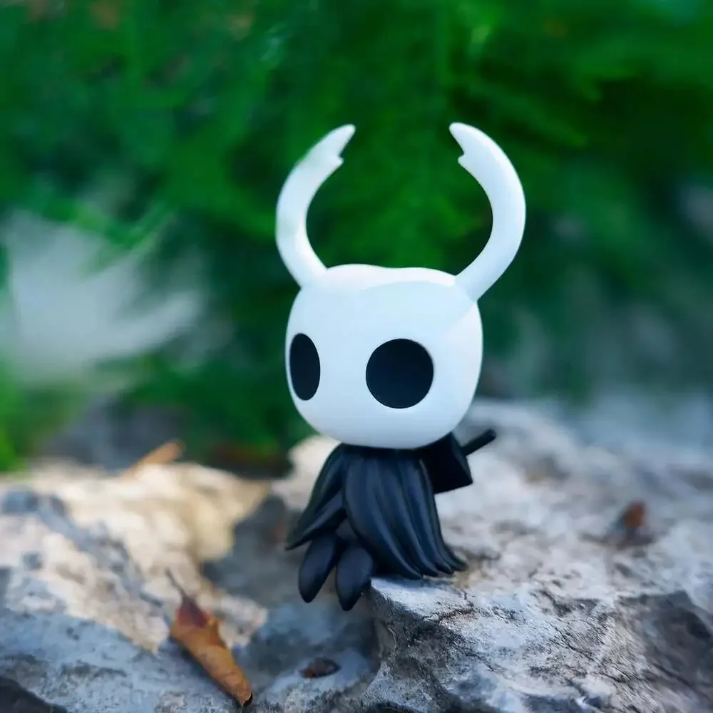 Hollow Knight Figure | Black White 3D Printed PLA | 9Cm Desk Display